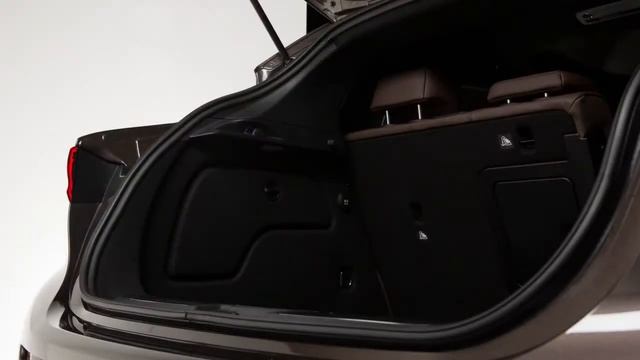 2018.5 INFINITI QX30 - Liftgate смотреть онлайн