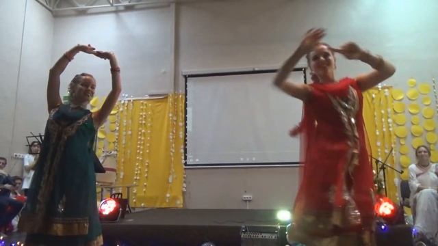 Индийский танец, Карунешвари и Мария смотреть онлайн