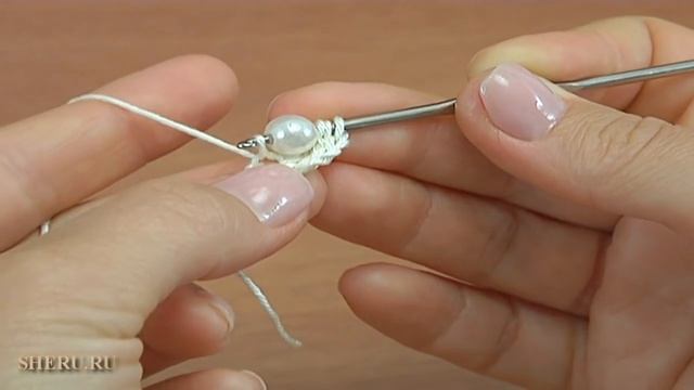 Цветы в шнуре для браслета крючком или колье. Демо-версия урока вязания 129 смотреть онлайн