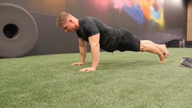 BRING SALLY UP | PUSH UP CHALLENGE смотреть онлайн