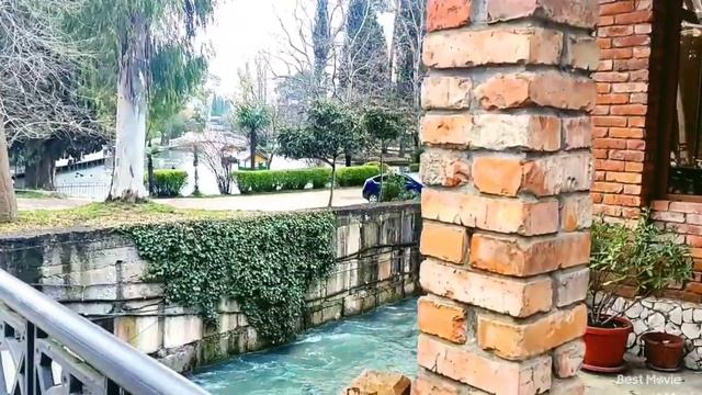 Абхазия 2023?Новый Афон?Кто накормит голодающих туристов? ? смотреть онлайн