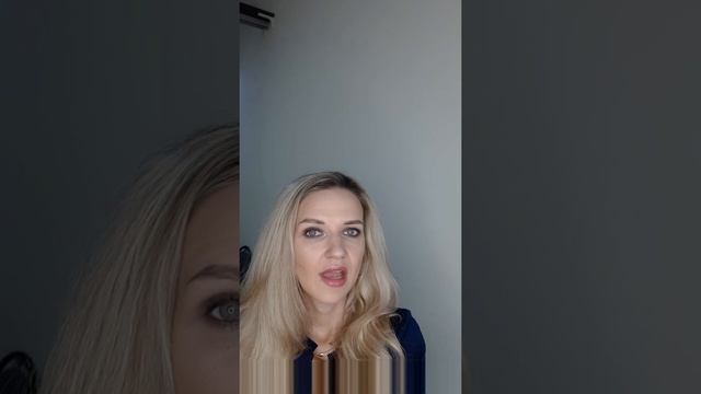 Макияж в стиле "smoky eyes" с жидкими тенями смотреть онлайн