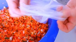 ТАК МАЛО КТО ДЕЛАЕТ, А ЗРЯ! УНИВЕРСАЛЬНАЯ ОВОЩНАЯ ЗАПРАВКА, 2 СПОСОБА ЗАГОТОВКИ НА ЗИМУ БЕЗ ВАРКИ!