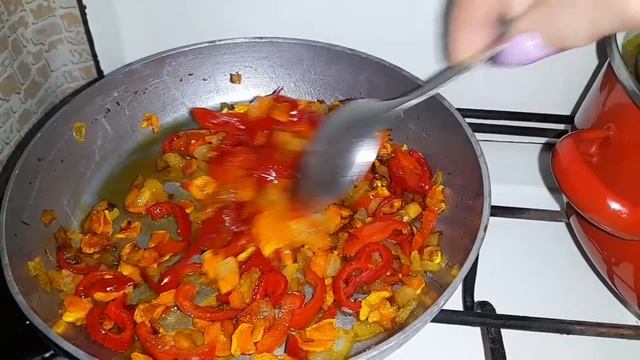 Жизнь в селе!Сглазили ищу бабку!Вся на нервах!Варю,пеку,жарю!