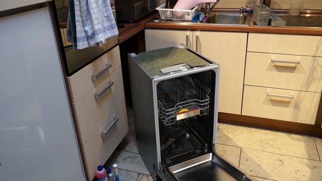 Bosch Fehler E15 beheben - Geschirrspüler Fehler E15 beheben смотреть онлайн