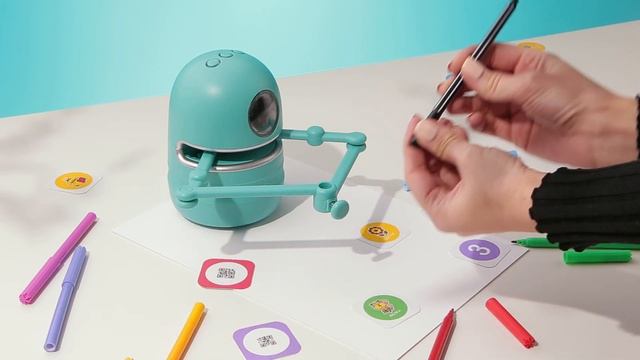 Установим руки и фломастер роботу-художнику Quincy - это просто! смотреть онлайн