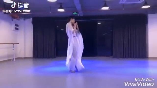 Song Diện Yến Tuân смотреть онлайн