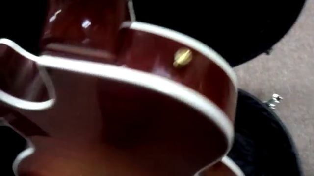 Gibson Les Paul Supreme Heritage Cherry Burst With Hard Case смотреть онлайн