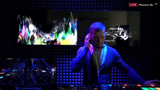 BOBROV /tech house/ @ Pioneer DJ TV | Moscow смотреть онлайн
