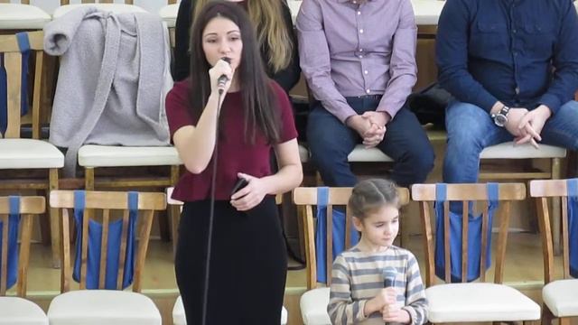 Листя опадало,люди поспішали; ближче стало до зими смотреть онлайн