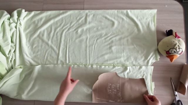 Раскрой и обзор готового платья на девочку 140 рост смотреть онлайн