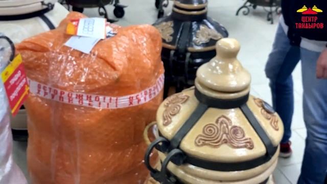 Откидные крышки - это то, чем комплектуются современные тандыры. смотреть онлайн