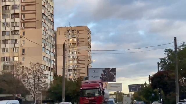 Одесса 20.10. Массовое ЭКОНОМИЯ электричества! смотреть онлайн
