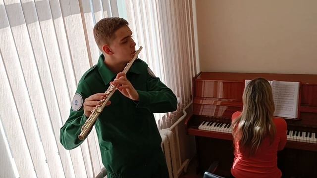 Коняхин Пётр, 15 лет, С Василенко - Сюита для флейты с оркестром,  1 часть - Прелюдия