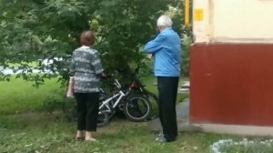 Бабка украла все вещи!!! Разборки с полицией и охраной!!! Яжебабка
