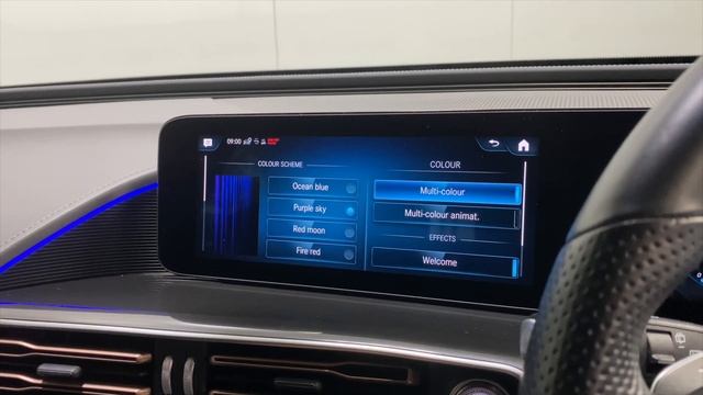 Mercedes-Benz EQC EQC 400 80kWh AMG Line Auto 4MATIC 5dr смотреть онлайн