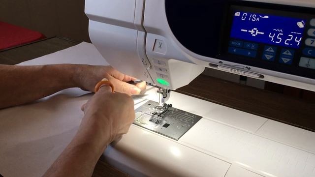 how to sew with or without the foot pedal elna excellence 730 pro смотреть онлайн