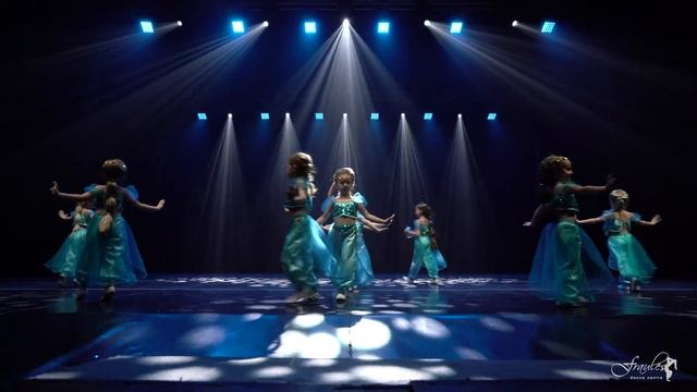 Современная детская хореография - группа Звездочки (4 года) - педагог Юлия Смаракова смотреть онлайн