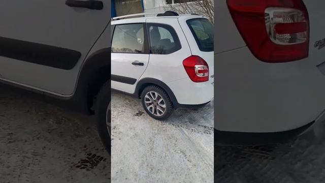 унылое изделие под названием Лада Гранта Кросс ФЛ смотреть онлайн
