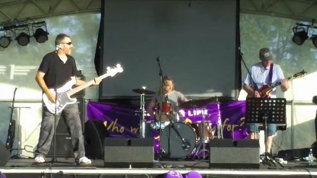 Electric Kaos - Tush смотреть онлайн