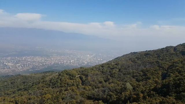 Top Of Mount Vodno overlooking Skopje смотреть онлайн