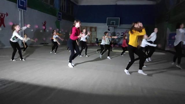 Новогодний утренник 2023 смотреть онлайн