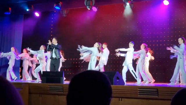 Родион Газманов, Маяк, броско, 02.04.2022, кремль смотреть онлайн