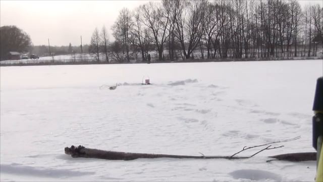 Что делать если не клюёт - рыбалка на безмотылки, мотыля и жерлицу смотреть онлайн