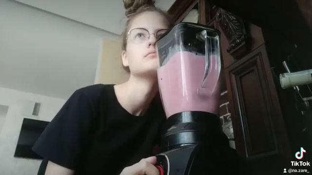 вкуснейший молочный смузи ? смотреть онлайн