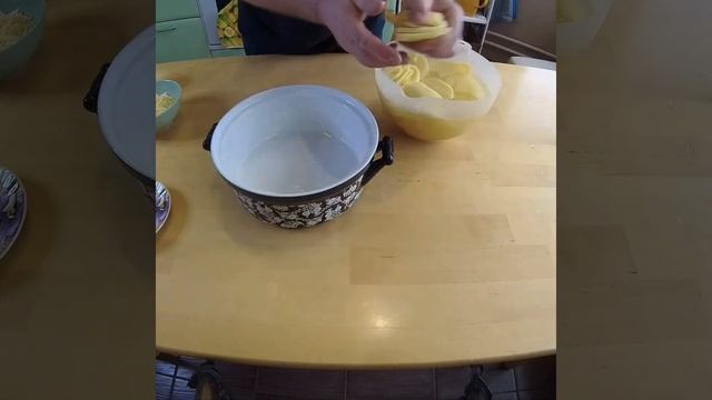 #shorts#рецепты КАРТОФЕЛЬНЫЙ ГРАТЕН ДОФИНУА смотреть онлайн