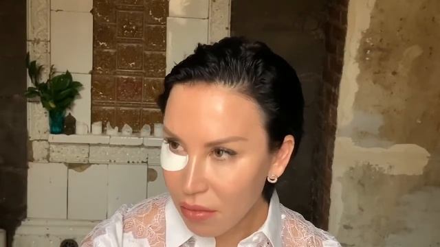 Урок 17. Повреждённая тонкая кожа под глазами смотреть онлайн