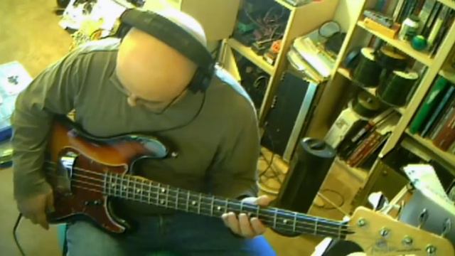 Mike Masuda's Fender PJ bass (part 2 of 2) смотреть онлайн