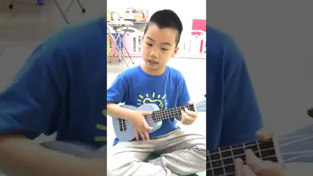Ukulele “I’m yours!” By Jean-Luc смотреть онлайн