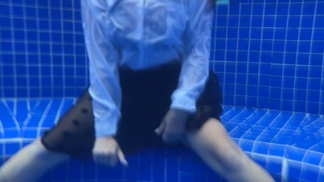Trailer video for Favourite sponsors. Shooting under water. White shirt, black transparent skirt. смотреть онлайн