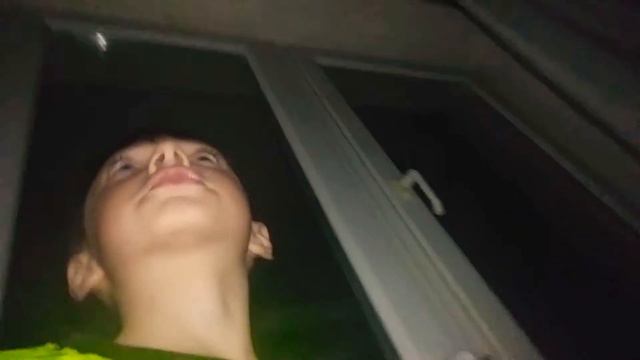 1 час в тёмной комнате! смотреть онлайн