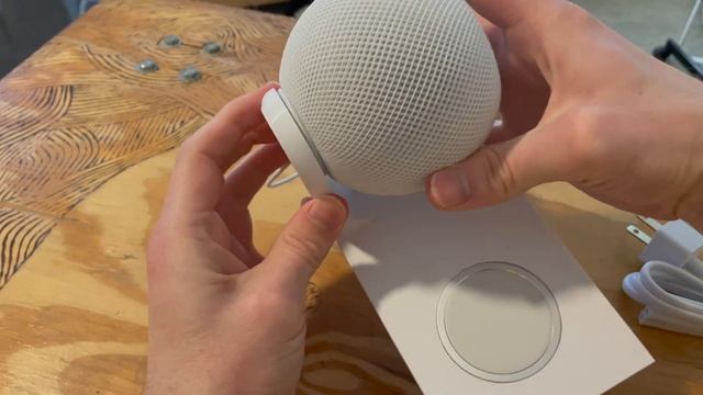 How to assemble HomePod mini and MagSafe combo wall mount from Aaware смотреть онлайн