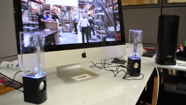 Multi-Colored Illuminated Dancing Water Speakers w/ USB Cable & 3.5mm Cords смотреть онлайн