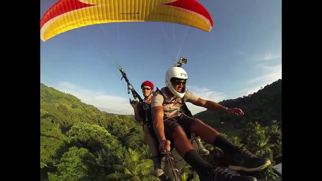 Discover Paragliding in El Salvador! - Tandem Flight! смотреть онлайн