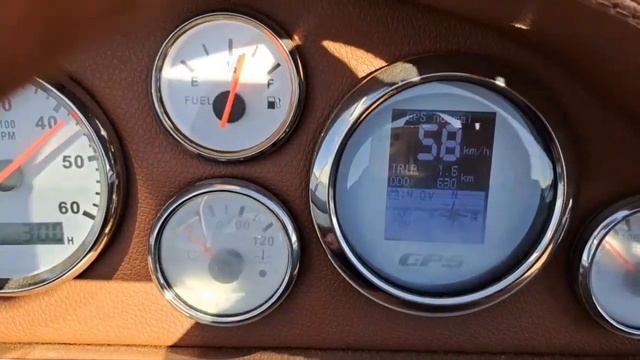 Амур водомёт, двигатель змз 40524. Скорость 58км/ч при 4300об./мин. смотреть онлайн