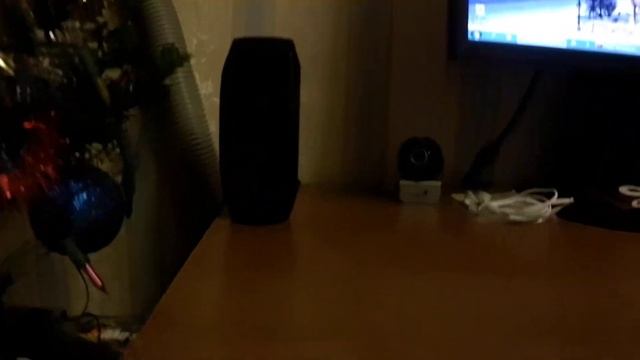 Logitech S220 маленький тест (Olympus SZ-20) вид 2 смотреть онлайн