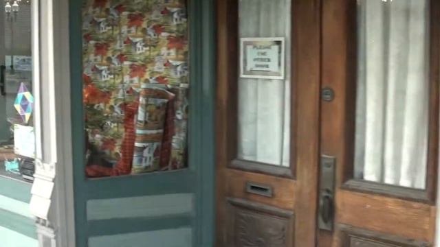 32/Walking in Hannibal/Missouri/В городке, где прошло детство Марка Твена смотреть онлайн