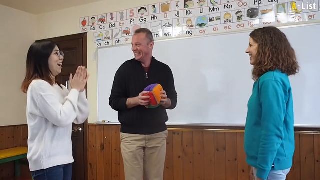 Ball Toss with ActionsㅣClass GameㅣOpen Up смотреть онлайн