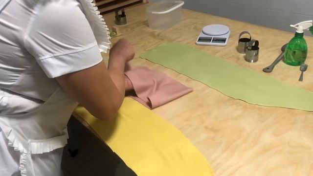 Производство пельменей и вареников. Цех производства замороженной продукции. Часть 1 смотреть онлайн