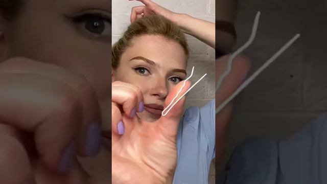 Как сделать идеальный высокий пучок за 1 минуту на самой себе + лайфхак: прикорневой объем 💣💥 смотреть онлайн