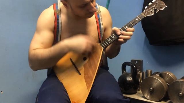 Balalaika, kalinka . Калинка малинка на балалайке смотреть онлайн