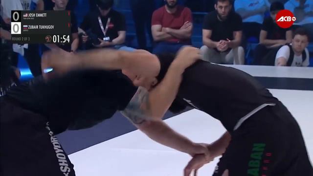 ACB JJ 14: Зубайра Тухугов vs Джош Эммит/ Zubaira Tukhugov vs Josh Emmett смотреть онлайн
