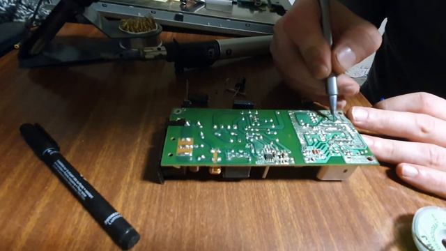 Réparer un écran de PC de bureau ou appareil électronique HS à pas cher ? C'est possible ! смотреть онлайн