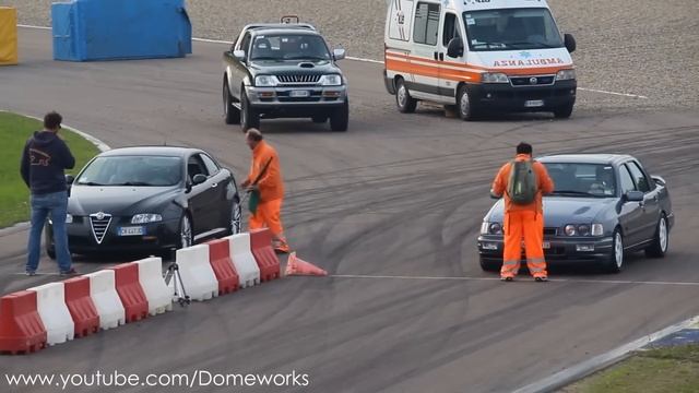 Alfa Romeo GT 3.2 V6 vs Ford Sierra RS Cosworth 2WD Drag racing at Autodromo di Modena смотреть онлайн