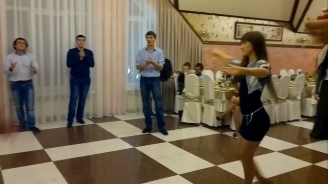 2012-10-09-)!у Ашамазика на днюхе*) смотреть онлайн