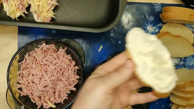 Подборка Праздничных Закусок/ Фаршированные яйца, рулет из крабовых палочек ,сыра и яйца ,бутерброд смотреть онлайн